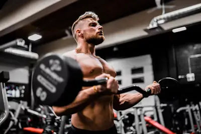 BUILD MUSCLE